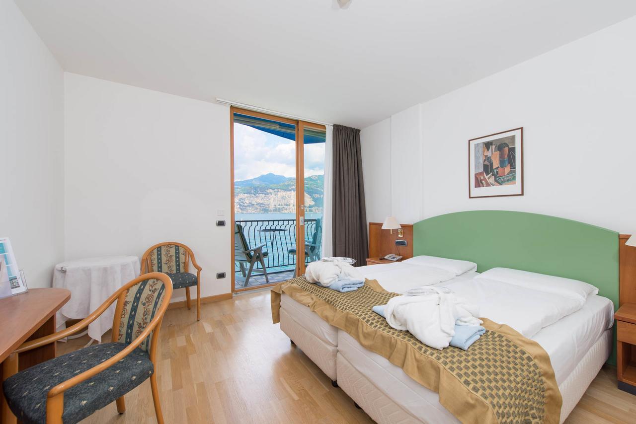 Hotel Venezia Malcesine Exterior photo